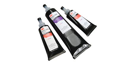 3M™ Scotch-Weld™´produkty pro vytváření plochých těsnění
